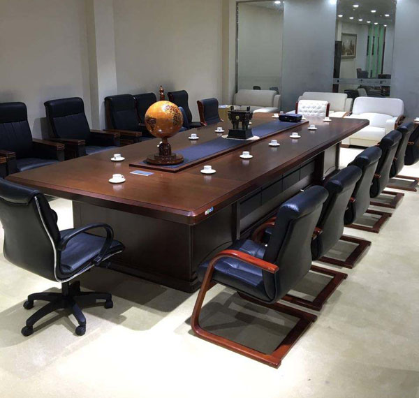 不同材質(zhì)與種類的辦公家具如何養(yǎng)護(hù)？